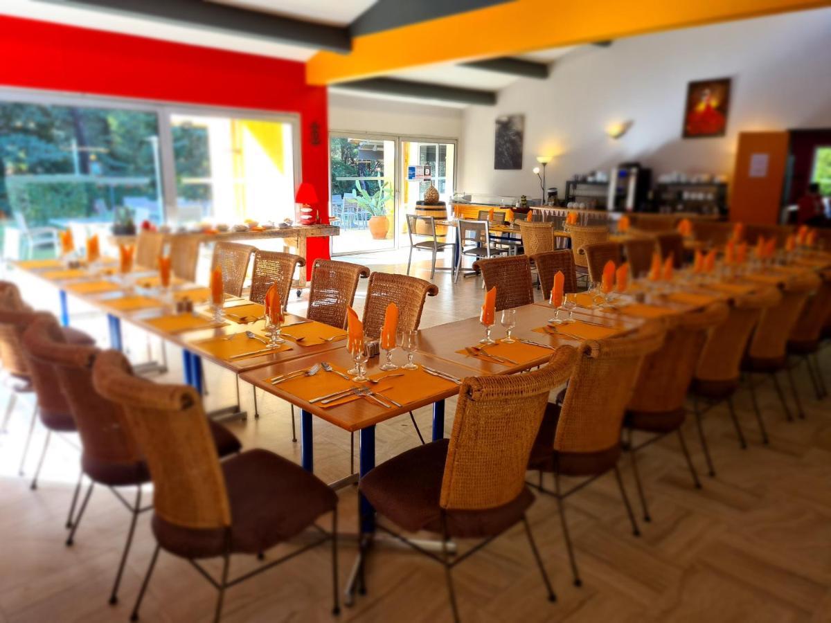Hotel Restaurant Le Mas De L'Olivier Pont-Saint-Esprit Kültér fotó